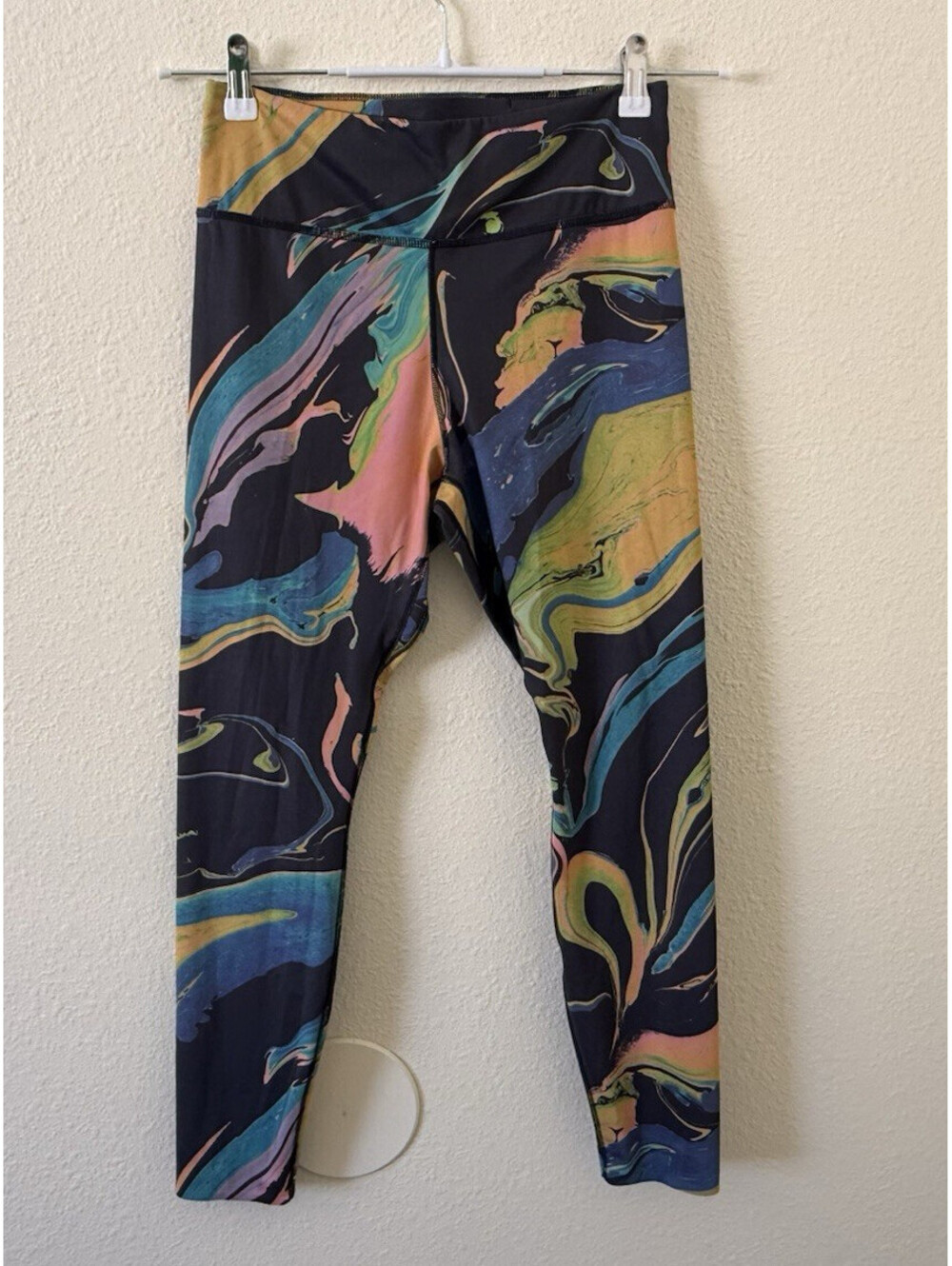 Nike Women's One Luxe Aurora Marbled Leggings Training Size M DO6198-010 Multi